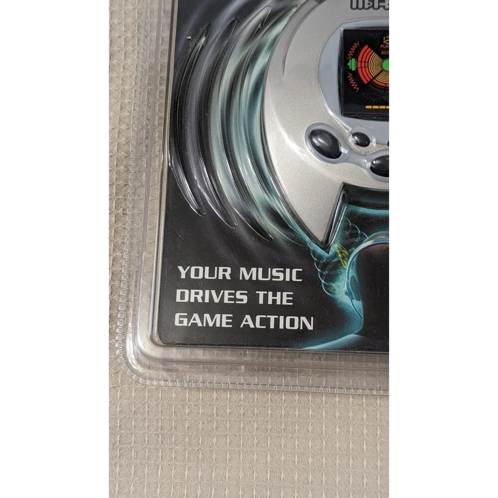 New Hasbro MAGS Music Activated Game System Pocket HandHeld 40059 Hit Clips NEW